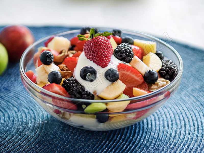 Frugtsalat med diabetes-venlig vaniljecreme